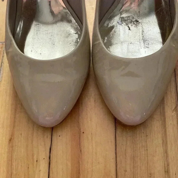 Coach nude patent  leather round toe pumps - Picture 2 of 7